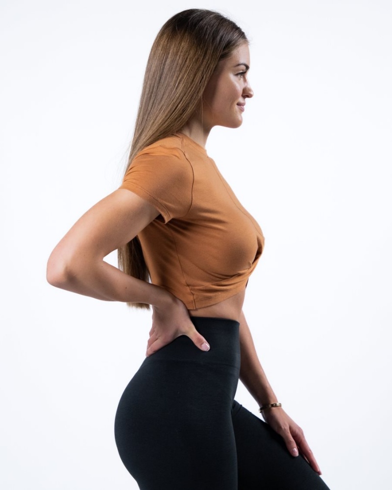 Alphalete Evo Twist Crop Skjorte Dame Camel | ZYJBHS-805