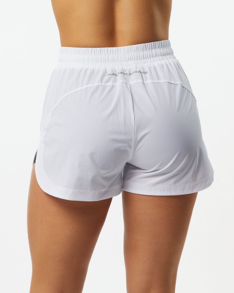 Alphalete Stride Kort 3" Shorts Dame Hvite | SNGTVU-491