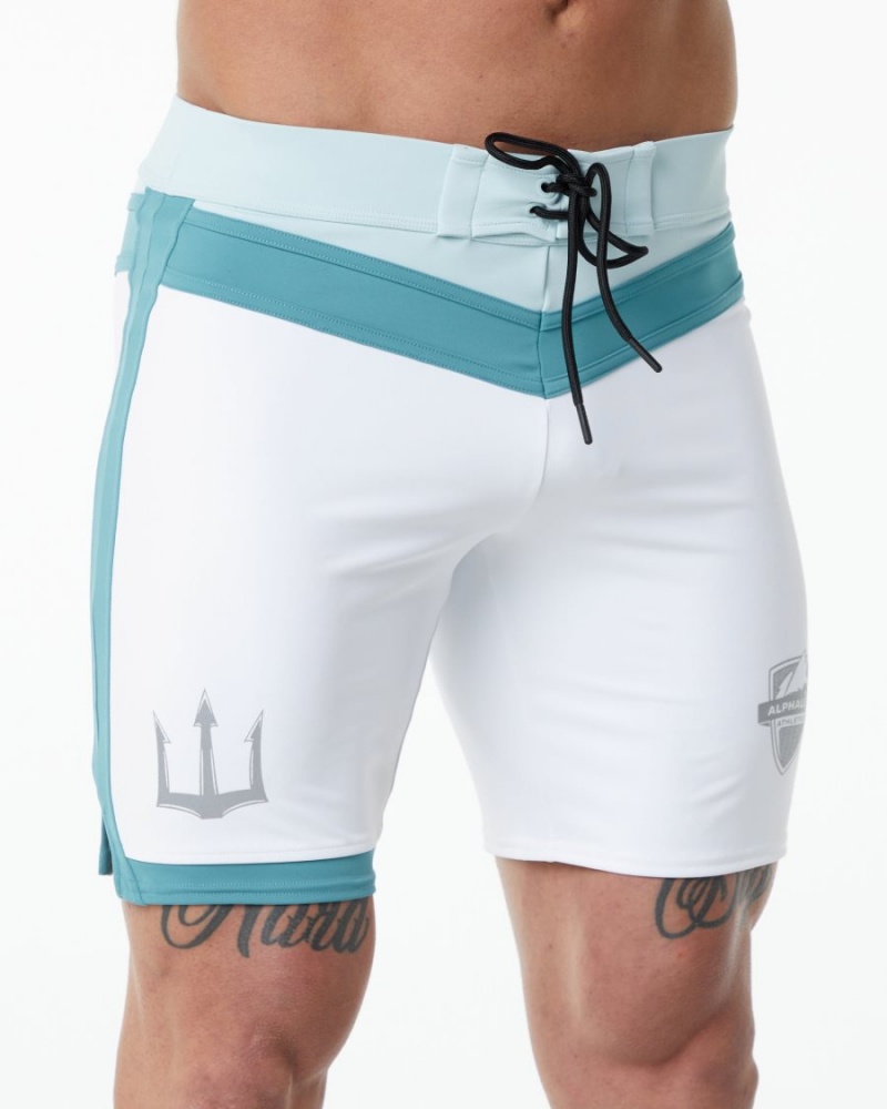 Alphalete Trident Konkurranse Kort Boardshorts Herre Hvite | WXUTPG-964